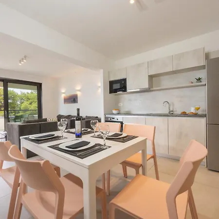 Apartman Beachfront Sunrise Srzic
